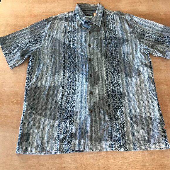 Quiksilver Other - Quicksilver Shirt Men L Gray Geometric Button Up Pocket Short Sleeve Collared